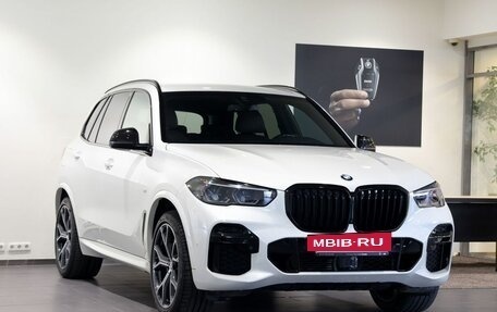 BMW X5, 2021 год, 8 940 000 рублей, 3 фотография