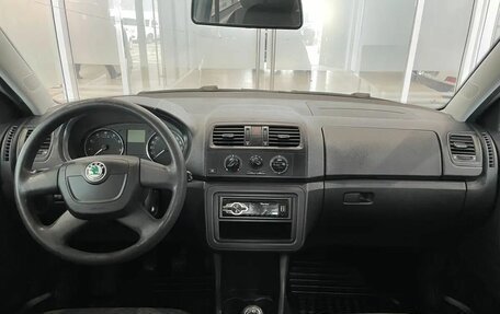 Skoda Fabia II, 2012 год, 465 000 рублей, 5 фотография