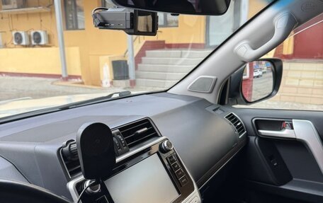 Toyota Land Cruiser Prado 150 рестайлинг 2, 2019 год, 6 900 000 рублей, 9 фотография