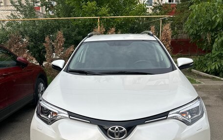 Toyota RAV4, 2018 год, 2 600 000 рублей, 8 фотография