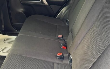 Toyota RAV4, 2018 год, 2 600 000 рублей, 13 фотография