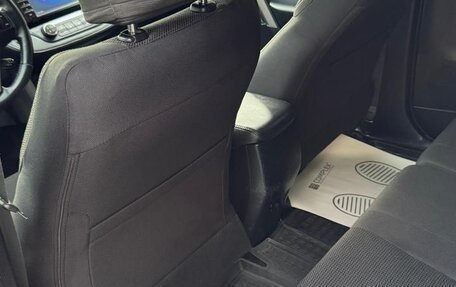 Toyota RAV4, 2018 год, 2 600 000 рублей, 12 фотография