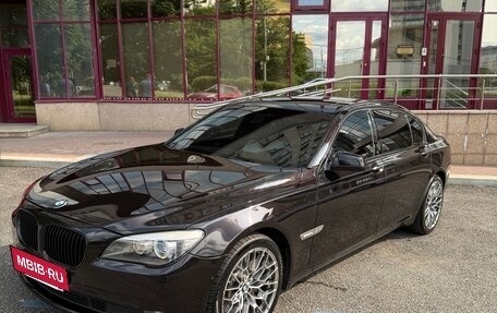 BMW 7 серия, 2011 год, 3 фотография