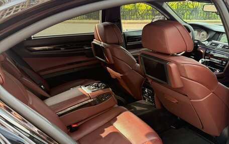 BMW 7 серия, 2011 год, 8 фотография