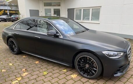Mercedes-Benz S-Класс, 2022 год, 5 750 000 рублей, 3 фотография