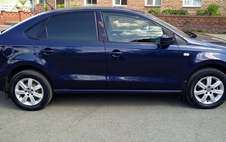 Volkswagen Polo VI (EU Market), 2013 год, 1 045 000 рублей, 3 фотография