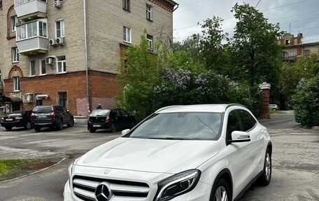 Mercedes-Benz GLA, 2014 год, 1 750 000 рублей, 2 фотография