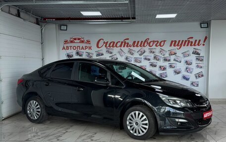 Opel Astra J, 2014 год, 920 000 рублей, 1 фотография