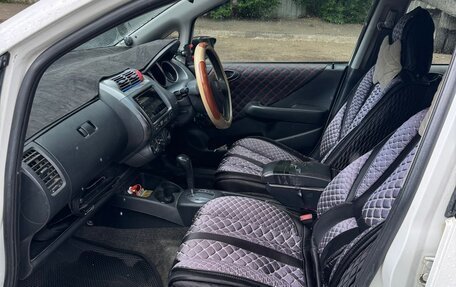 Honda Fit III, 2003 год, 540 000 рублей, 9 фотография