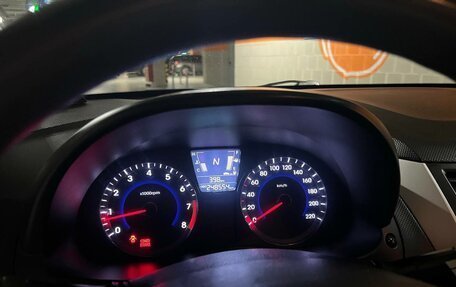 Hyundai Solaris II рестайлинг, 2011 год, 650 000 рублей, 8 фотография