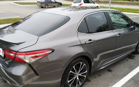 Toyota Camry, 2018 год, 2 560 000 рублей, 9 фотография