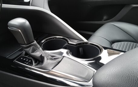 Toyota Camry, 2018 год, 2 560 000 рублей, 23 фотография