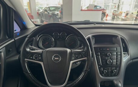 Opel Astra J, 2014 год, 920 000 рублей, 16 фотография