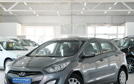 Hyundai i30 II рестайлинг, 2013 год, 1 099 000 рублей, 3 фотография