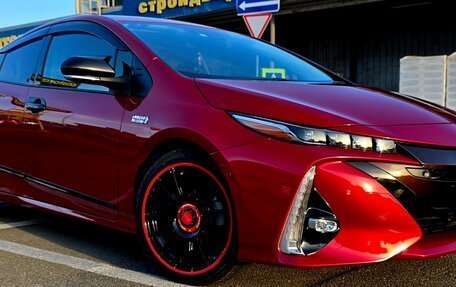 Toyota Prius IV XW50, 2018 год, 2 750 000 рублей, 9 фотография