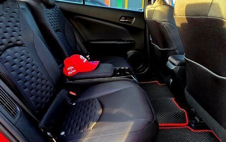 Toyota Prius IV XW50, 2018 год, 2 750 000 рублей, 19 фотография