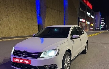Volkswagen Passat B7, 2012 год, 1 135 000 рублей, 8 фотография