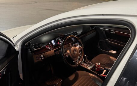 Volkswagen Passat B7, 2012 год, 1 135 000 рублей, 15 фотография