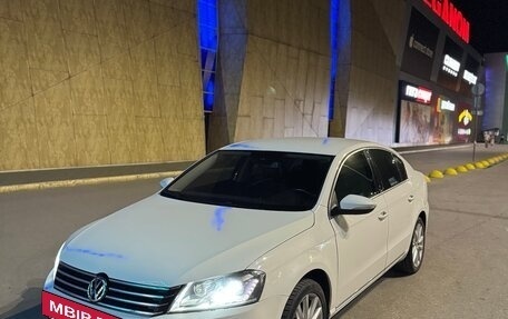 Volkswagen Passat B7, 2012 год, 1 135 000 рублей, 10 фотография