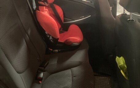Hyundai Solaris II рестайлинг, 2011 год, 480 000 рублей, 11 фотография