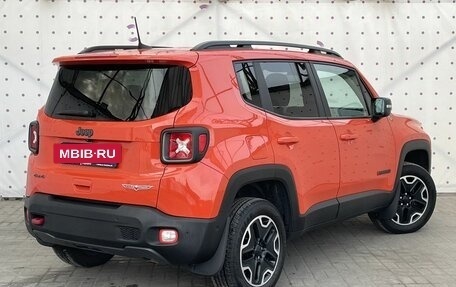 Jeep Renegade I рестайлинг, 2018 год, 1 995 000 рублей, 4 фотография