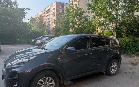 KIA Sportage IV рестайлинг, 2019 год, 1 680 000 рублей, 3 фотография
