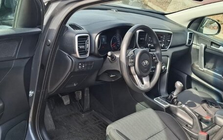 KIA Sportage IV рестайлинг, 2019 год, 1 680 000 рублей, 6 фотография