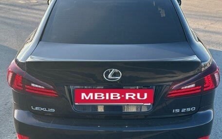 Lexus IS II рестайлинг 2, 2007 год, 1 650 000 рублей, 13 фотография