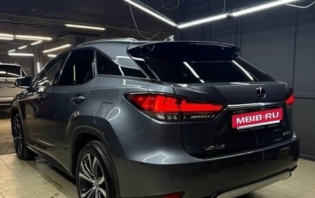 Lexus RX IV рестайлинг, 2020 год, 4 300 000 рублей, 4 фотография