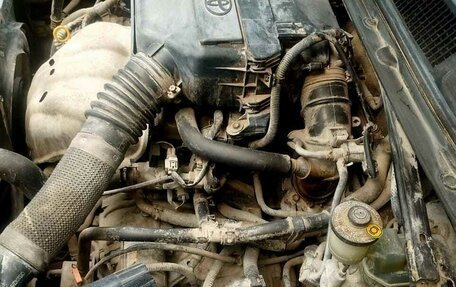 Toyota RAV4, 2004 год, 950 000 рублей, 17 фотография