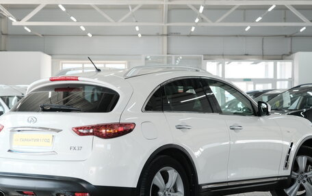 Infiniti FX II, 2010 год, 2 049 000 рублей, 7 фотография
