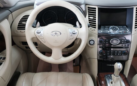 Infiniti FX II, 2010 год, 2 049 000 рублей, 14 фотография