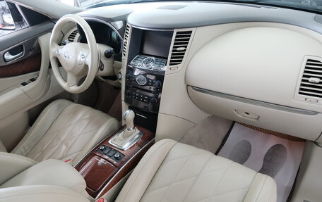Infiniti FX II, 2010 год, 2 049 000 рублей, 25 фотография