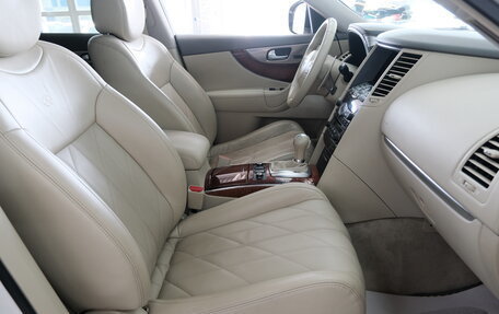 Infiniti FX II, 2010 год, 2 049 000 рублей, 26 фотография