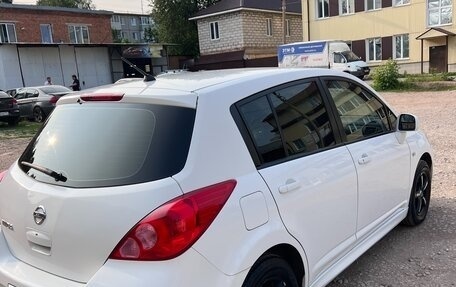 Nissan Tiida, 2011 год, 750 000 рублей, 4 фотография