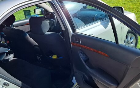 Toyota Avensis III рестайлинг, 2005 год, 560 000 рублей, 5 фотография