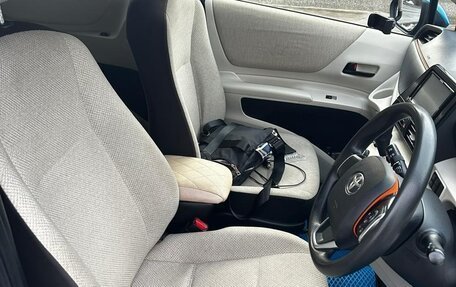 Toyota Sienta II, 2017 год, 1 400 000 рублей, 9 фотография