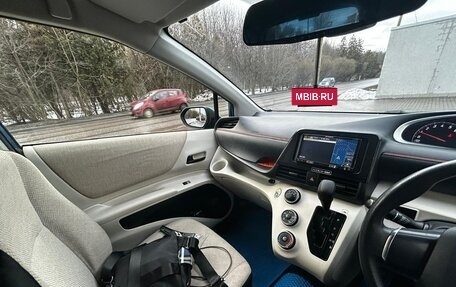 Toyota Sienta II, 2017 год, 1 400 000 рублей, 6 фотография