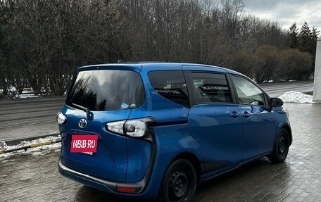 Toyota Sienta II, 2017 год, 1 400 000 рублей, 16 фотография