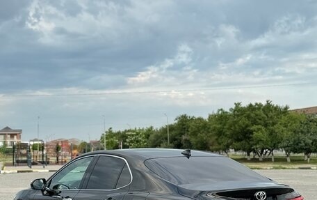 Toyota Camry, 2022 год, 3 850 000 рублей, 3 фотография