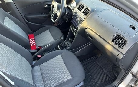 Volkswagen Polo VI (EU Market), 2015 год, 850 000 рублей, 14 фотография