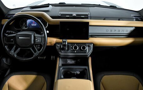 Land Rover Defender II, 2023 год, 11 150 000 рублей, 14 фотография