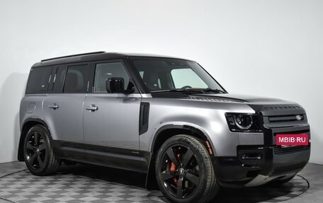 Land Rover Defender II, 2023 год, 11 150 000 рублей, 3 фотография