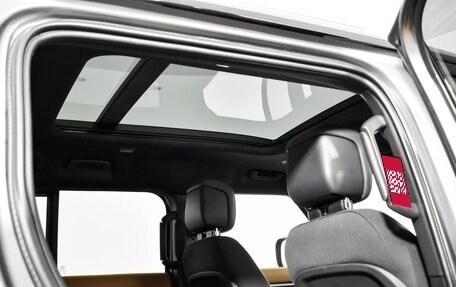 Land Rover Defender II, 2023 год, 11 150 000 рублей, 20 фотография