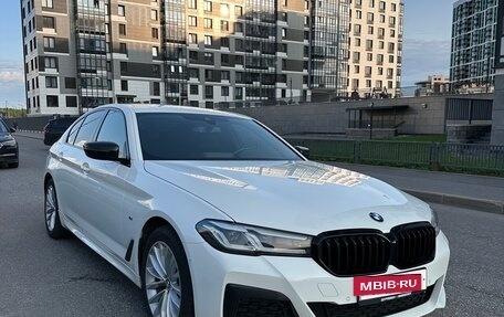 BMW 5 серия, 2020 год, 4 800 000 рублей, 3 фотография
