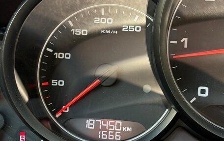 Porsche Cayenne III, 2012 год, 3 300 000 рублей, 12 фотография