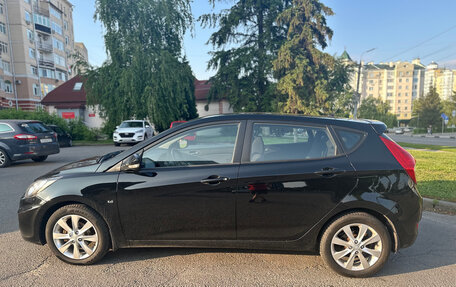 Hyundai Solaris II рестайлинг, 2011 год, 770 000 рублей, 5 фотография