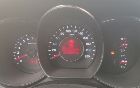 KIA Rio III рестайлинг, 2012 год, 800 000 рублей, 9 фотография