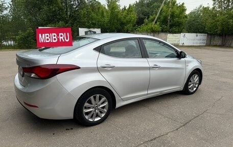 Hyundai Elantra V, 2015 год, 830 000 рублей, 4 фотография