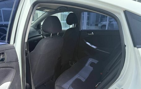 Hyundai Solaris II рестайлинг, 2013 год, 640 000 рублей, 8 фотография